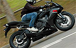 Спортбайк 2006 года Suzuki GSX-R600. Продажа мотоциклов Suzuki.